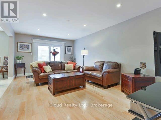 Photo du bâtiment - 292 Hillside Dr