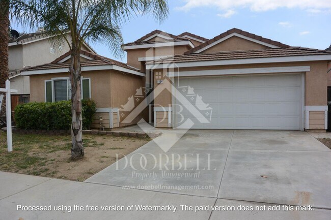 Foto del edificio - 1179 Autumnwood Ln