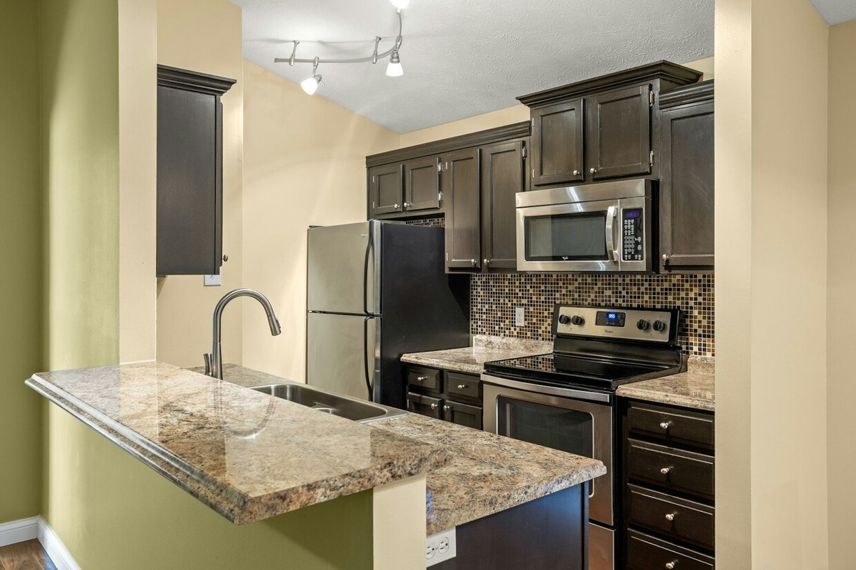 Photo - 4530 Village Ct, Unit 5