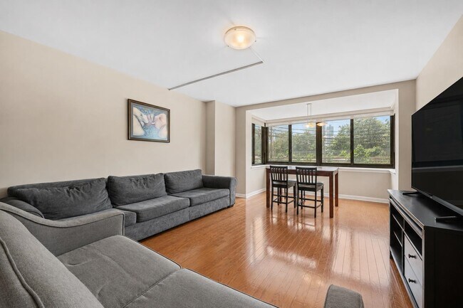 Foto del edificio - 700 Grove St