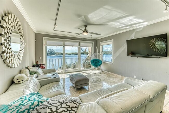 Foto del edificio - 4228 N Ocean Dr
