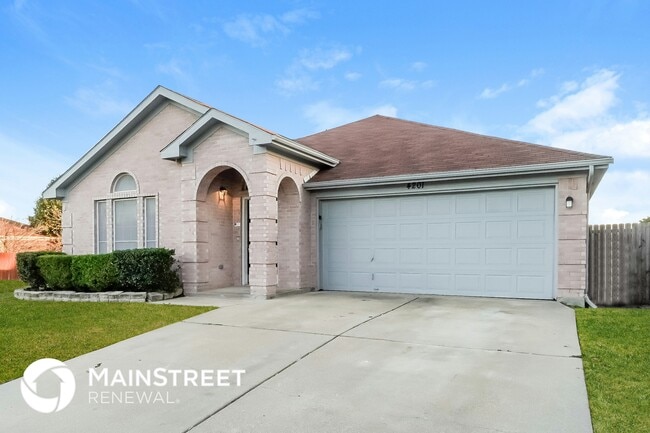 Building Photo - 4201 S Coral Springs Dr