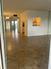 Building Photo - 500 Village Green Cir W