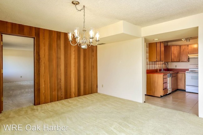 Building Photo - 2371 Strawberry Hill Ln