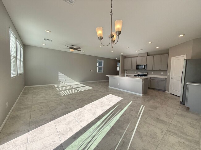 Foto del edificio - 9745 Cannington Cliffs Ave