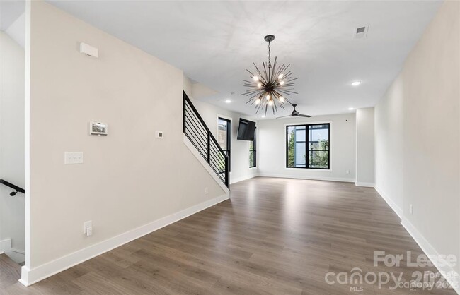 Building Photo - 4523 Radler Ct