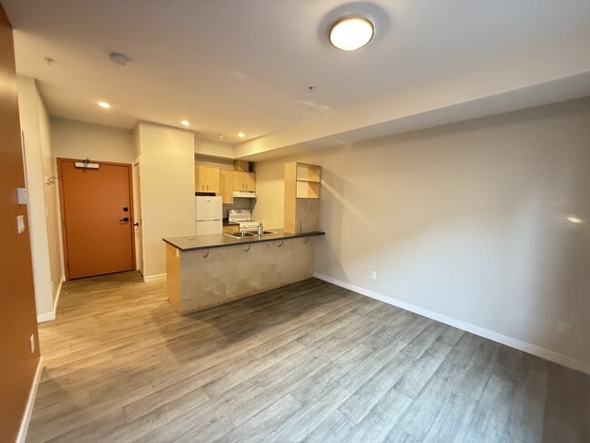 Photo du bâtiment - 244-244 Selby St