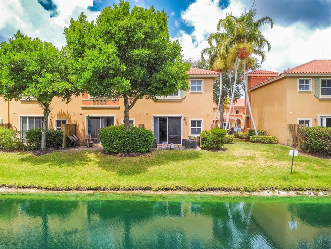 Foto del edificio - 4964 Leeward Ln