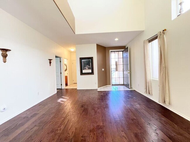 Foto del edificio - Welcome to this charming home