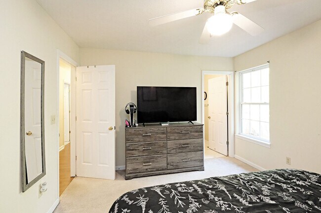 Foto del edificio - Pet-Friendly One-Level Lake Monticello Home