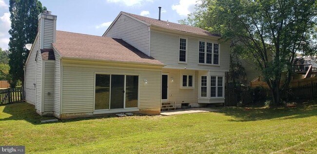 Foto del edificio - 5906 Cascade Dr