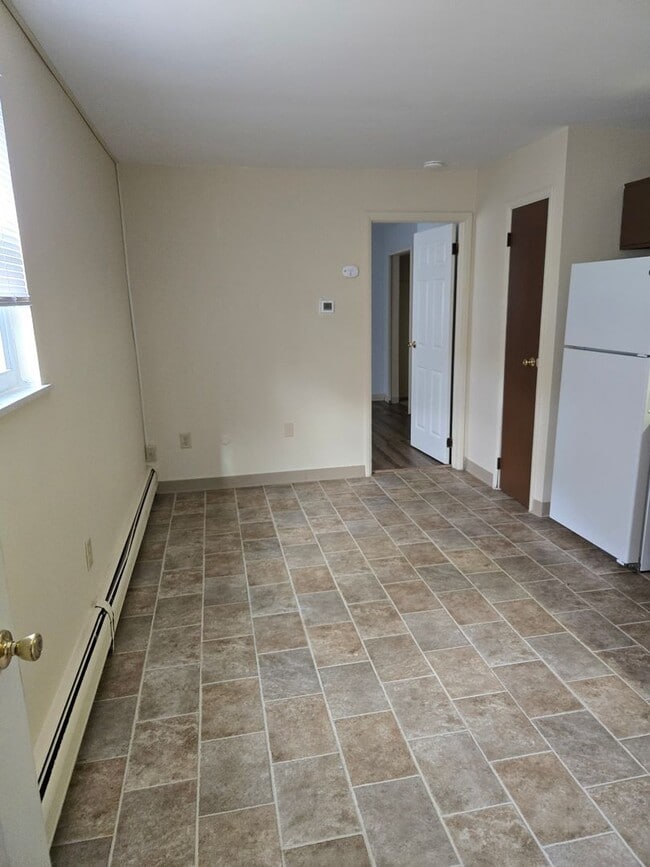 Interior Photo - Sheridan Park and Holiday Manor