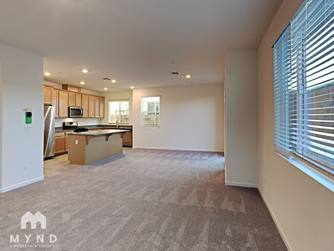 Building Photo - 3292 Auburn Leaf Loop