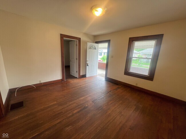 Foto del edificio - 1534 Dawson St