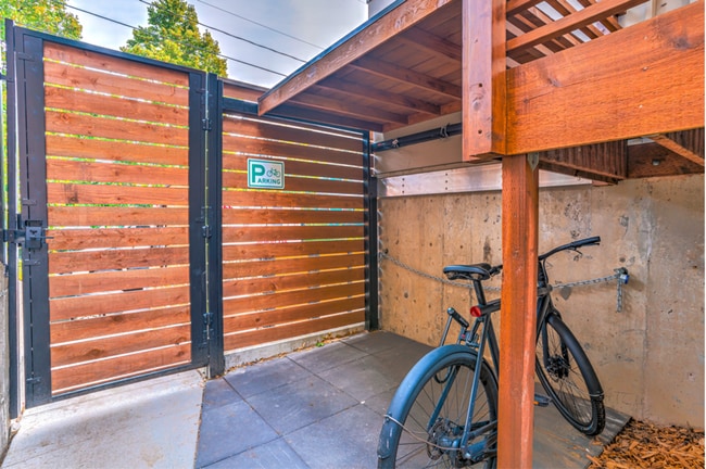 Building Photo - Furnished Studios Perfect for Short-Term R...
