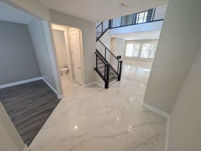 Building Photo - 3622 Portiani Dr