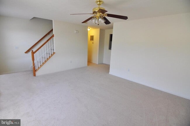 Building Photo - 117 Scirocco Ln