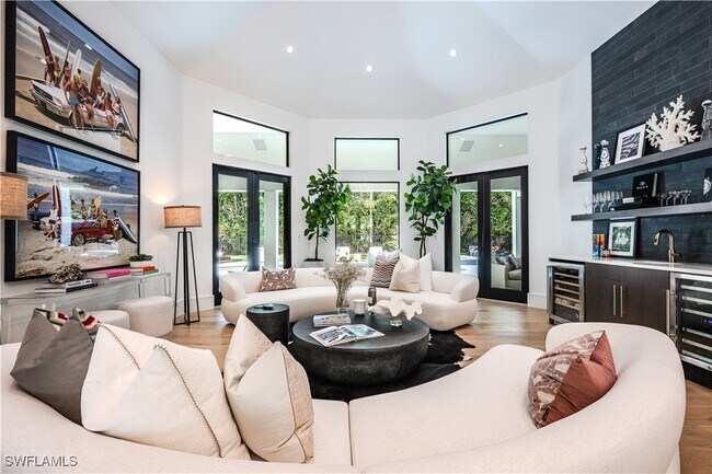 Foto del edificio - 681 Katemore Ln