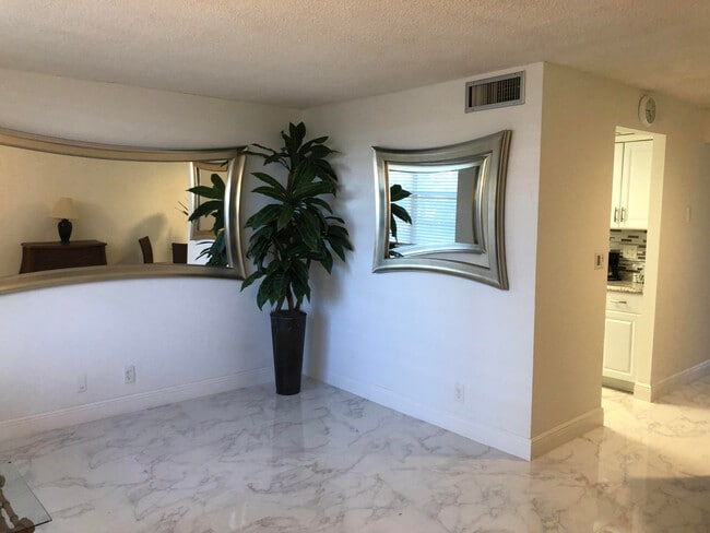 Foto del edificio - 1131 SE 4th St