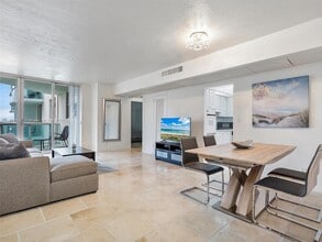 Building Photo - 3801 S Ocean Dr