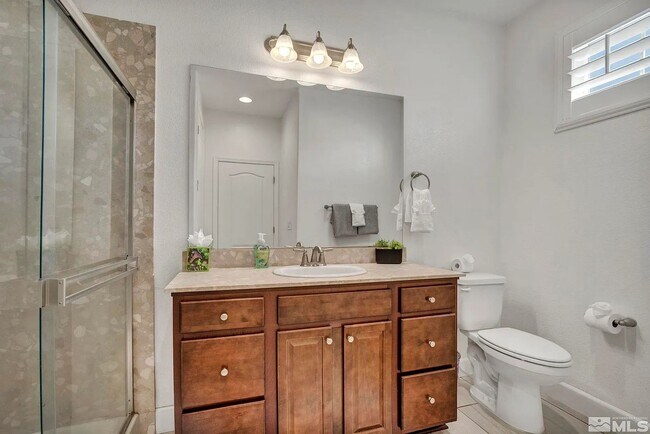 Foto del edificio - 10345 Rollins Dr