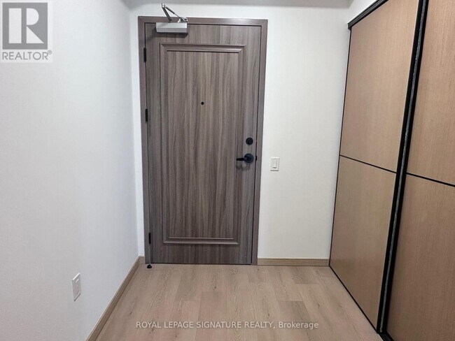 Building Photo - 3429 Sheppard Ave E