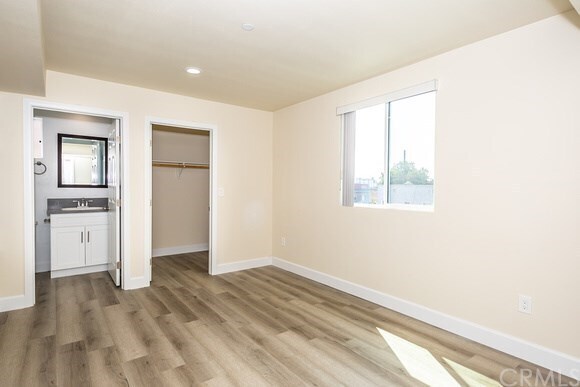 Building Photo - 1743 S Berendo St
