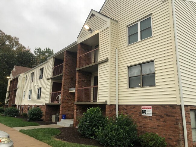 Foto del edificio - COZY TWO BEDROOM CONDO IN STAFFORD!