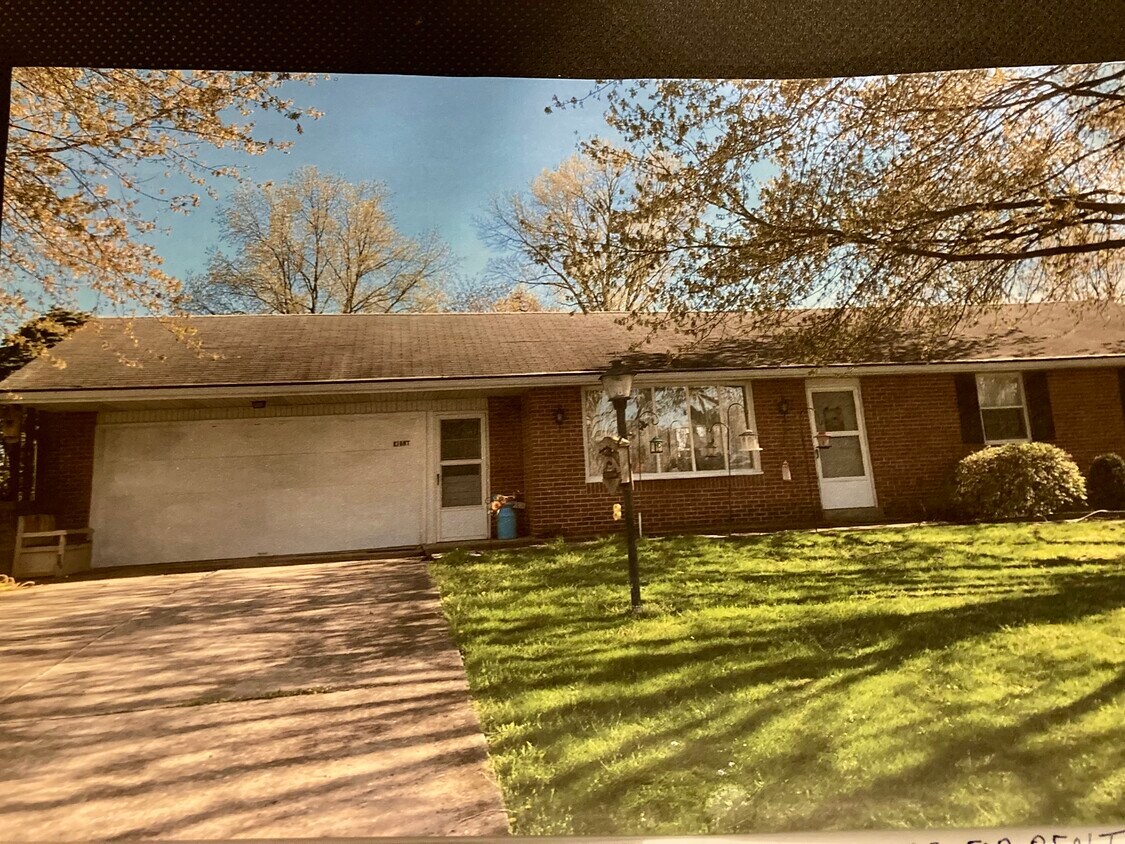 8 Lantern Ave, Myerstown, PA 17067 House Rental in Myerstown, PA