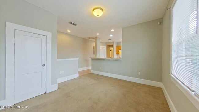 Foto del edificio - 2920 Dellwood Ave