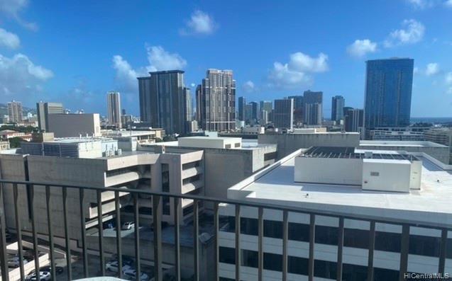 Foto del edificio - 700 Richards St