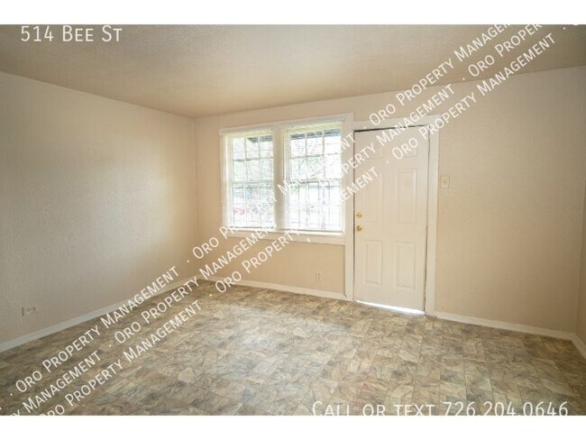 Foto del edificio - 514 Bee St