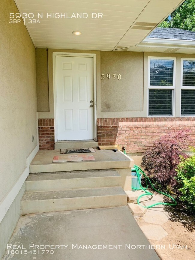Building Photo - 3 Bed 3 Bath, MOUNTAIN GREEN Home