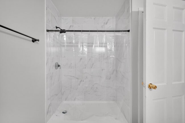 Building Photo - 9021 Sharonbrook Dr