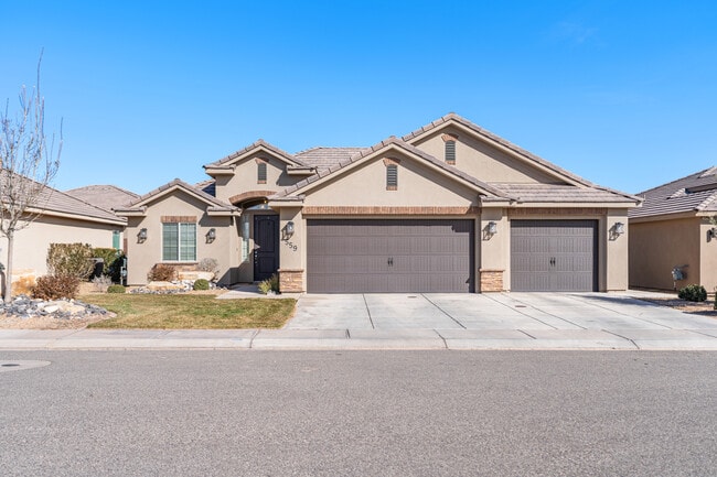 Building Photo - 559 S Ascend Dr