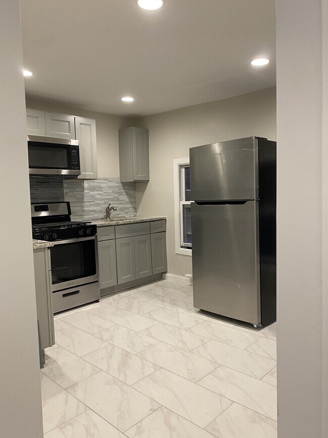 Building Photo - 23 POMPTON COBE-CALE LLC