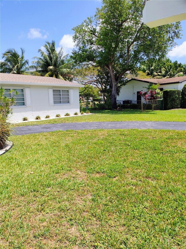 Foto del edificio - 9941 SW 101st St