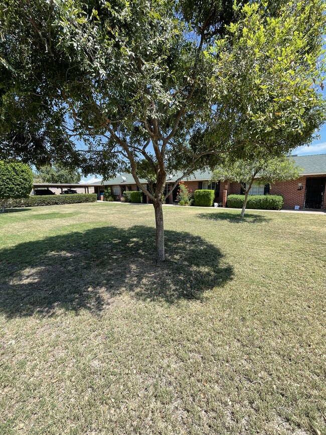 Building Photo - 1640 W Osborn Rd