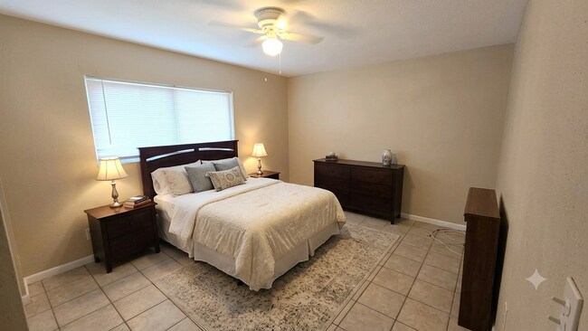 Foto del edificio - 716 21st St N