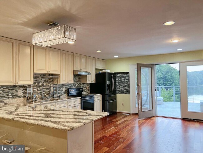 Building Photo - 20148 Timber Oak Ln