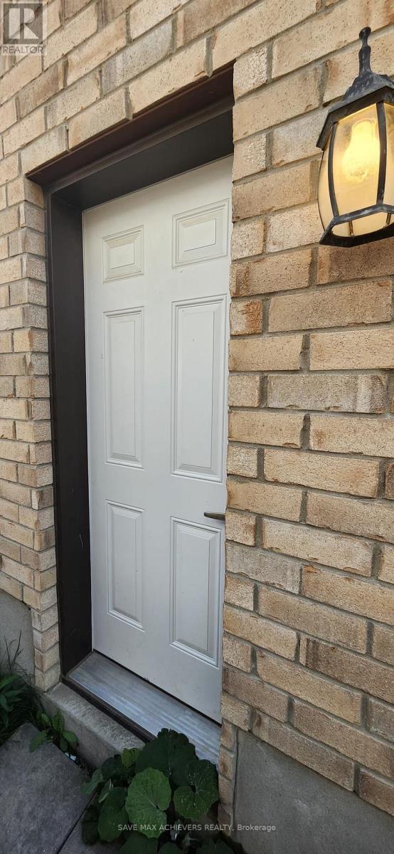 Building Photo - 2309 Evans Blvd