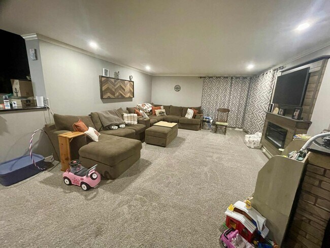 Foto del edificio - 1447 Stead Dr