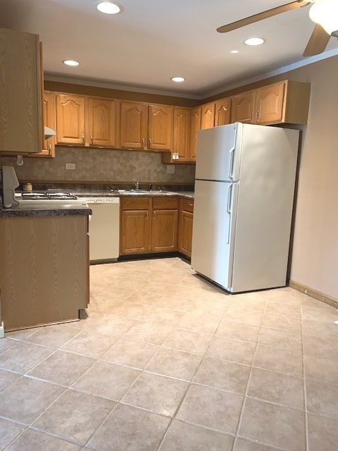 Building Photo - 829 Pondview Ct