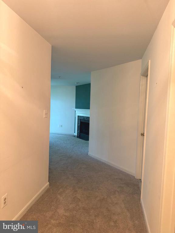 Foto del edificio - 9151 Gracious End Ct
