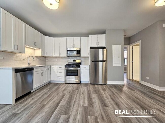 Foto del edificio - 1 bedroom in CHICAGO IL 60613