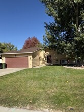 Building Photo - 1133 Minuteman St