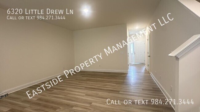 Foto del edificio - 6320 Little Drew Ln