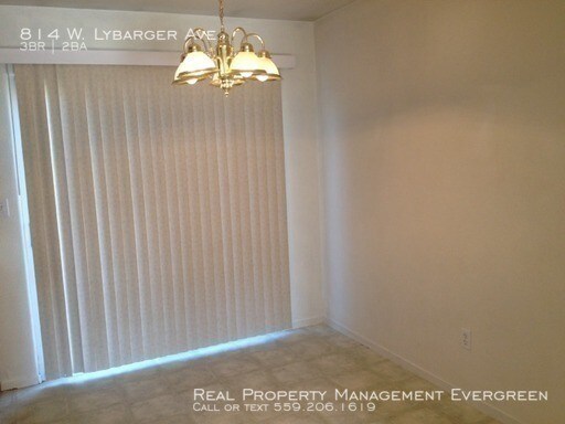 Building Photo - 814 Lybarger Ave