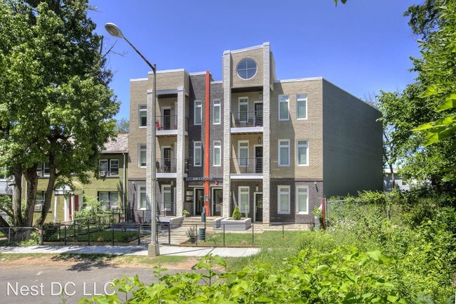 Foto del edificio - 1220 19th St NE