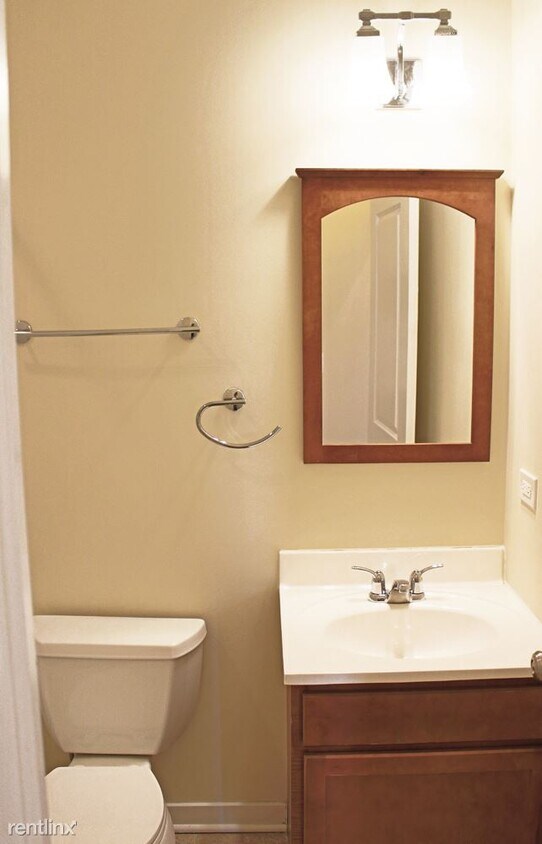 3 br, 2 bath - 820 W Newport Ave Unit 1 - 3 br, 2 bath  - 820 W Newport Ave Unit 1
